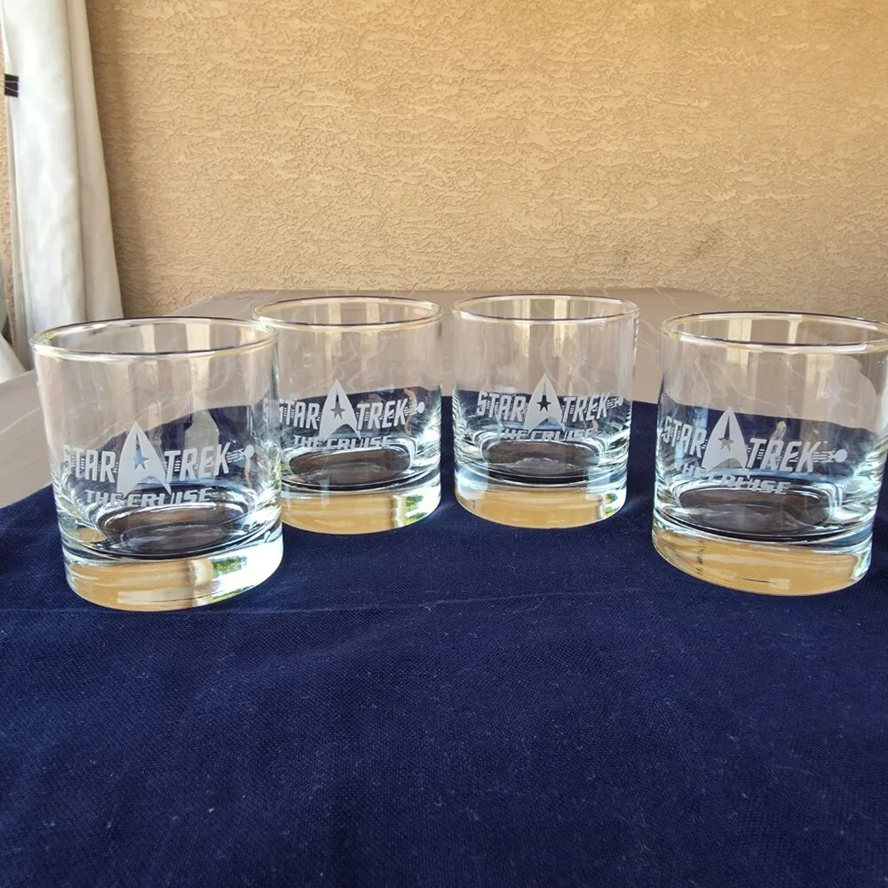 Star Trek The Cruise Etched Rocks Glasses Set of 4 Official Collector Barware